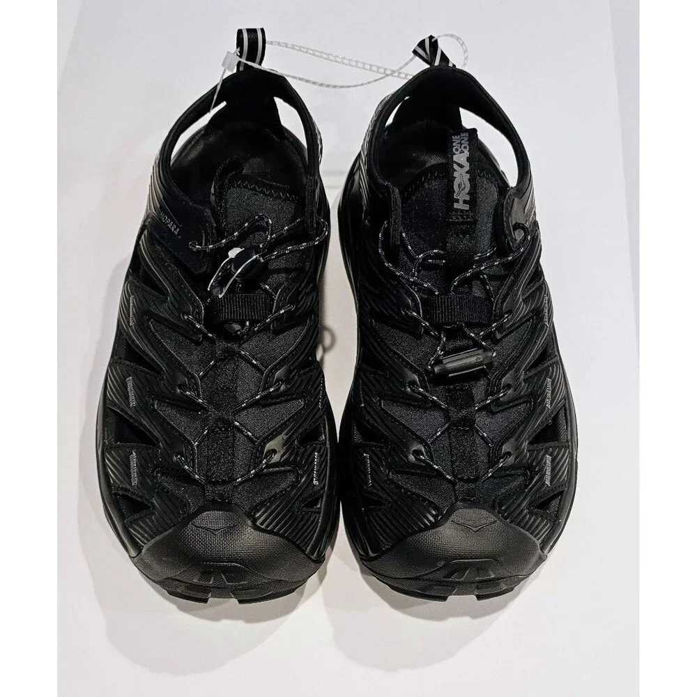 Hoka One One true outdoor